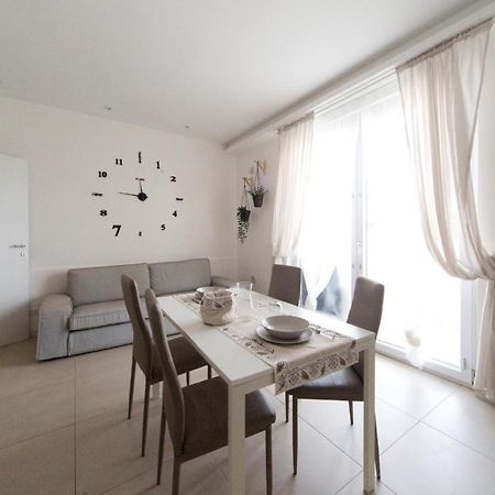 Slow Chic Apartment Ganzirri Messina Exteriör bild